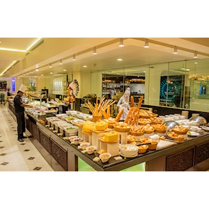 Lunch Buffet at Harbour Court